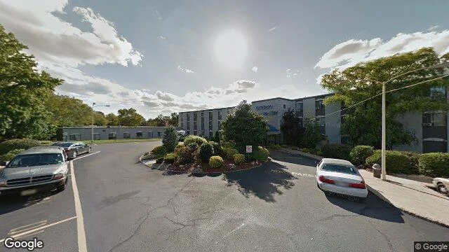 1 Lindbergh Avenue E, Perth Amboy, NJ 08861 - Google Street View 1 Lindbergh Avenue E, Perth Amboy, NJ 08861 - Google Street View