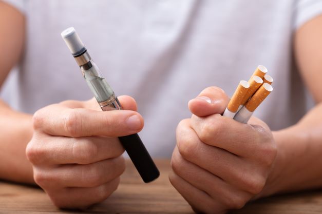Public Health Experts Urge U.S. Health Officials to Correct E-Cigarette Misinformation