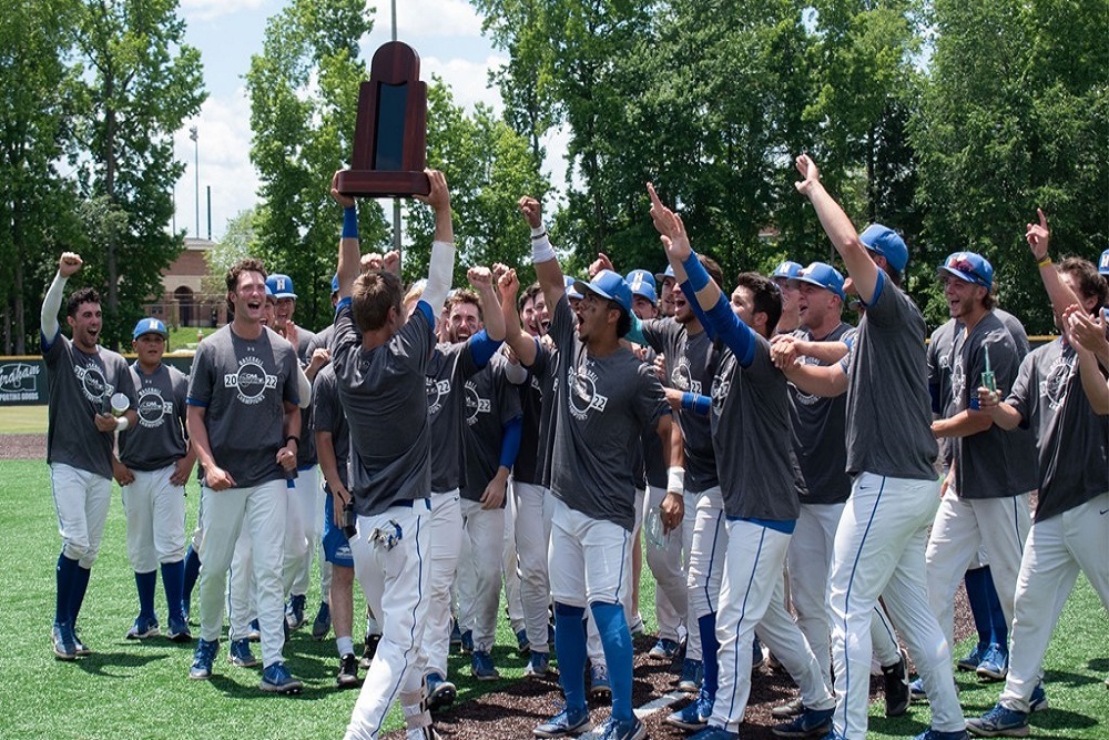 HOFSTRA DRAWS NORTH CAROLINA IN NCAA BASEBALL CHAMPIONSHIP OPENER HOFSTRA DRAWS NORTH CAROLINA IN NCAA BASEBALL CHAMPIONSHIP OPENER