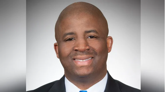 Ohio Rep. Robinson introduces bill to expand insurance coverage of emergency epinephrine and glucagon for people 18 and younger