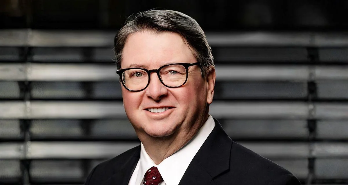 Main Line Health performs first U.S. surgery with colostomy‑avoiding device