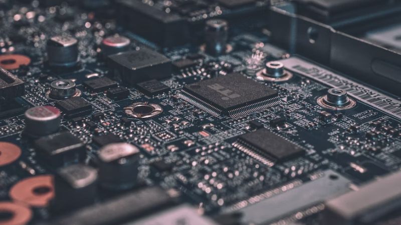 Lake County Public Library Hosts One-On-One Tech Help: Everyday Technology on April 3