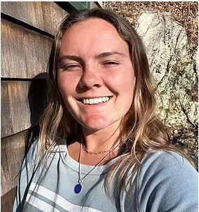 Jane Leys ’22 among first Peace Corps volunteers to return to service overseas