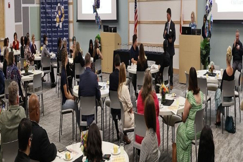 EFSC Presents 2021-2022 Student Awards