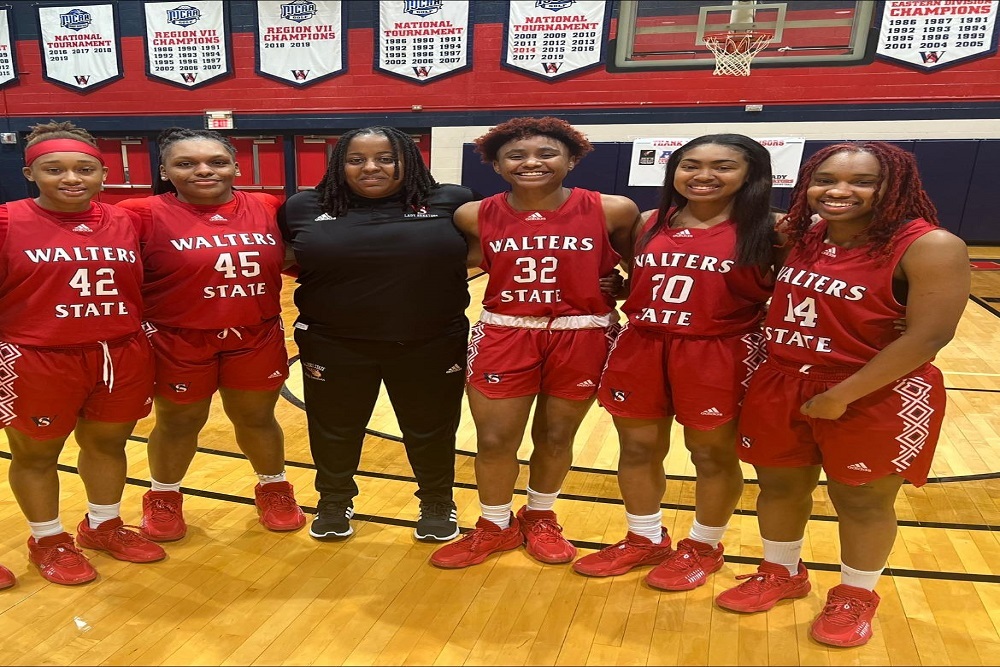 Walters State Community College Congratulations to the Lady Senators and to Coach Coleman Walters State Community College Congratulations to the Lady Senators and to Coach Coleman