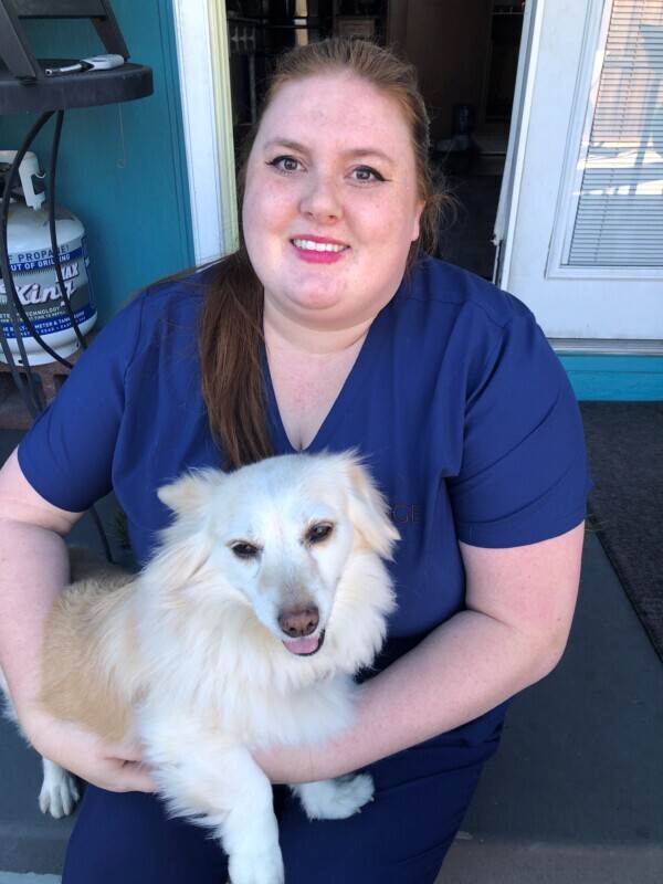 Grad Q&A with Veterinary Technology Graduate Samantha Missing