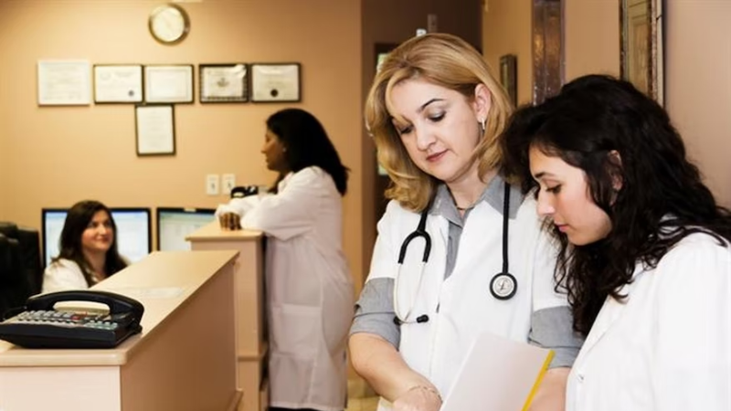 Atrium Health Navicent to Offer Free Sports Physicals for Bibb Schools Student Athletes