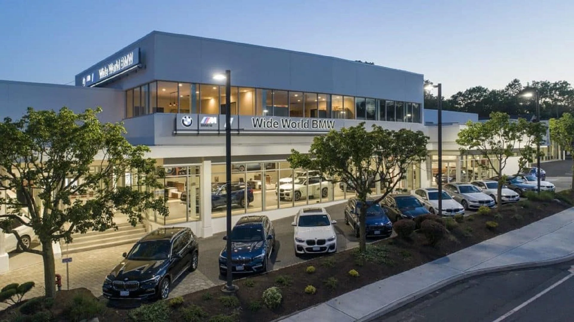 Wide World BMW to President Trump: ‘Customers were not willing to buy electric vehicles’ Wide World BMW to President Trump: ‘Customers were not willing to buy electric vehicles’