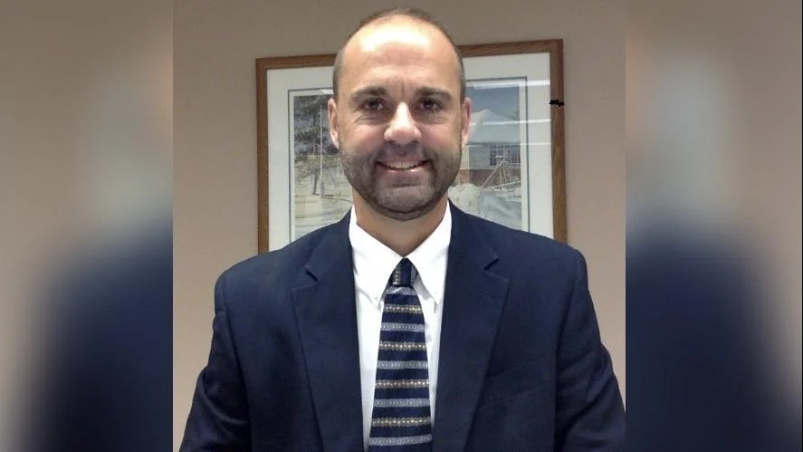 How many students were enrolled in Hurley High School in 2024-25 school year?