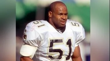 Sam Mills linebacker
