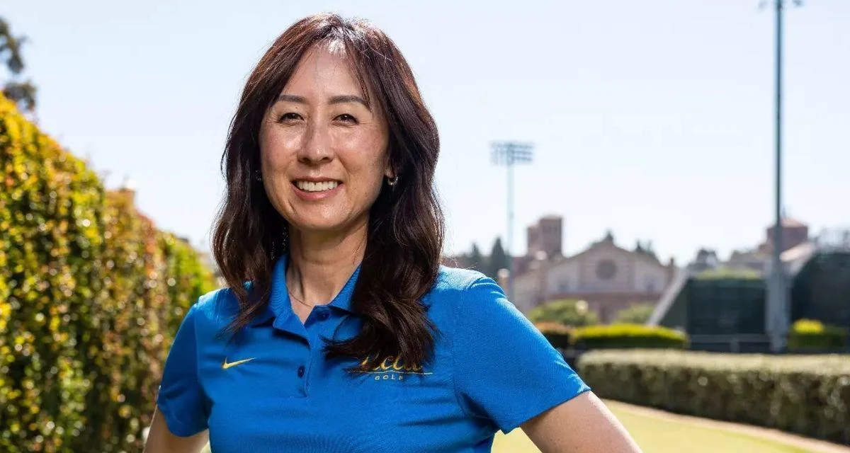 Alicia Um Holmes, Head Coach Alicia Um Holmes, Head Coach