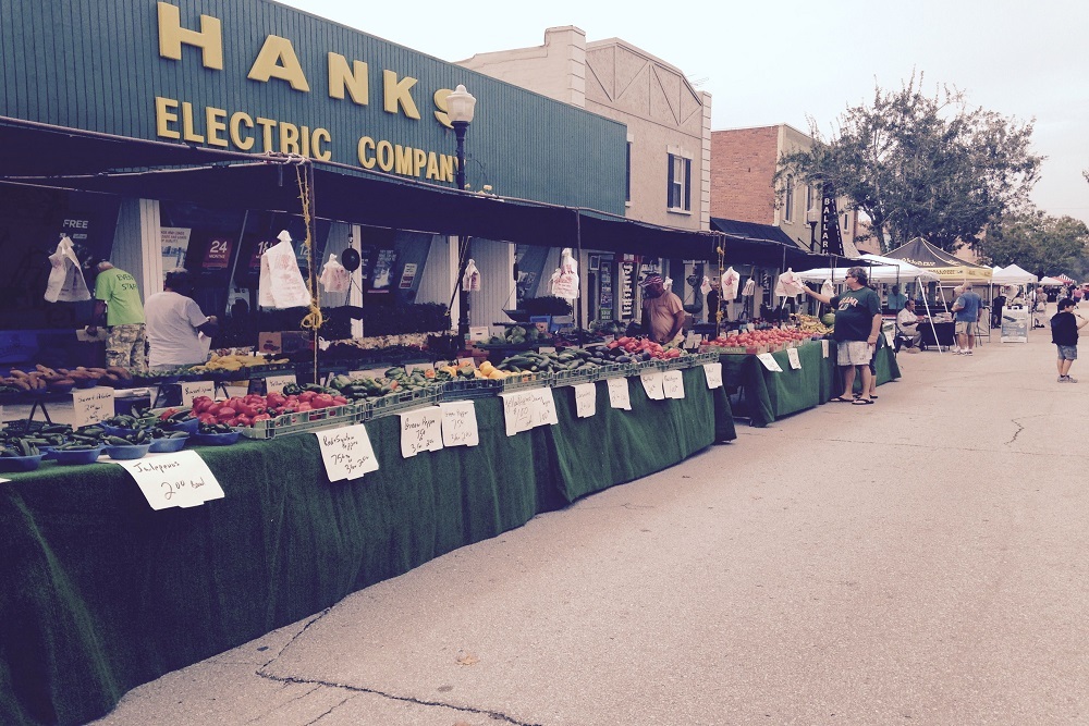 Downtown Clermont Farmer’s Market on January 2
