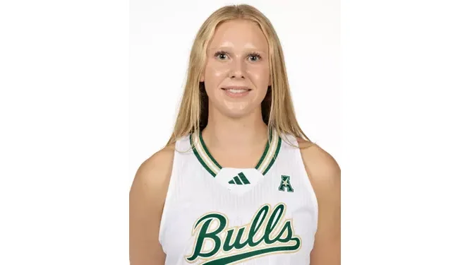 Amy Thompson, former Stillwater Area High School standout’s collegiate team plays on Friday, March 21 in Division I NCAA Basketball Championship Tournament