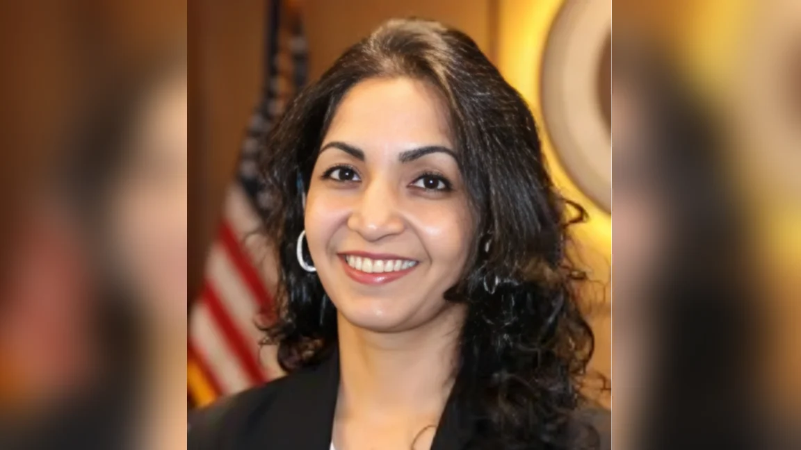 Dr. Jasmine Kullar Chief School Dr. Jasmine Kullar Chief School