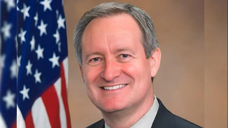 Senator Mike Crapo announces support for nominees during Senate Finance Committee session Senator Mike Crapo announces support for nominees during Senate Finance Committee session