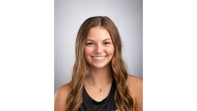 On Thursday, March 20, former Prairie Du Chien High School Ashlyn Knapp collegiate team lost in the NCAA Division III Basketball Championship Tournament