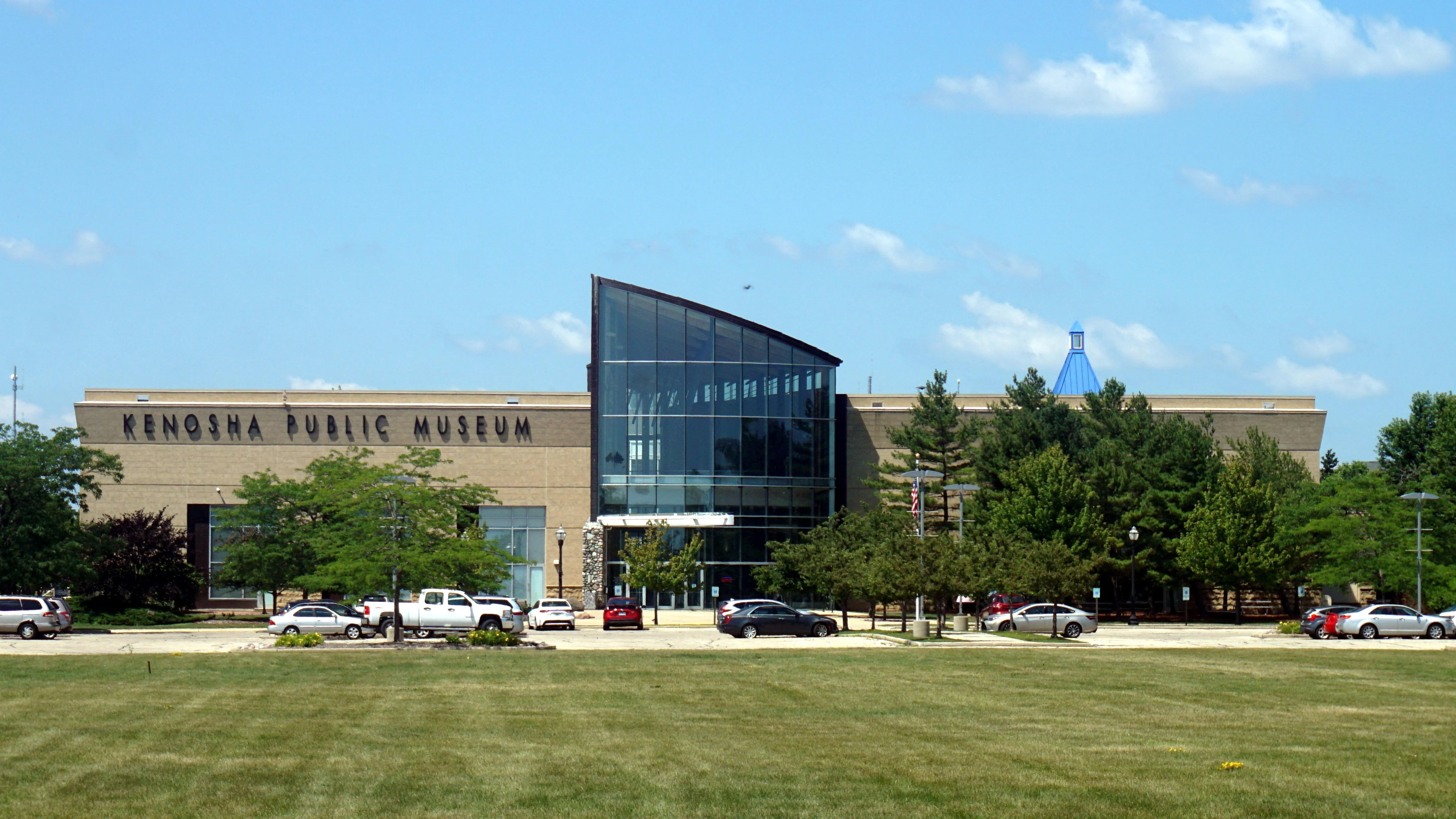 Kenosha Public Museum Building