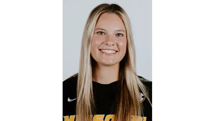 Which former Mid Valley Reporter area high school standouts will be in action on Monday, March 31?