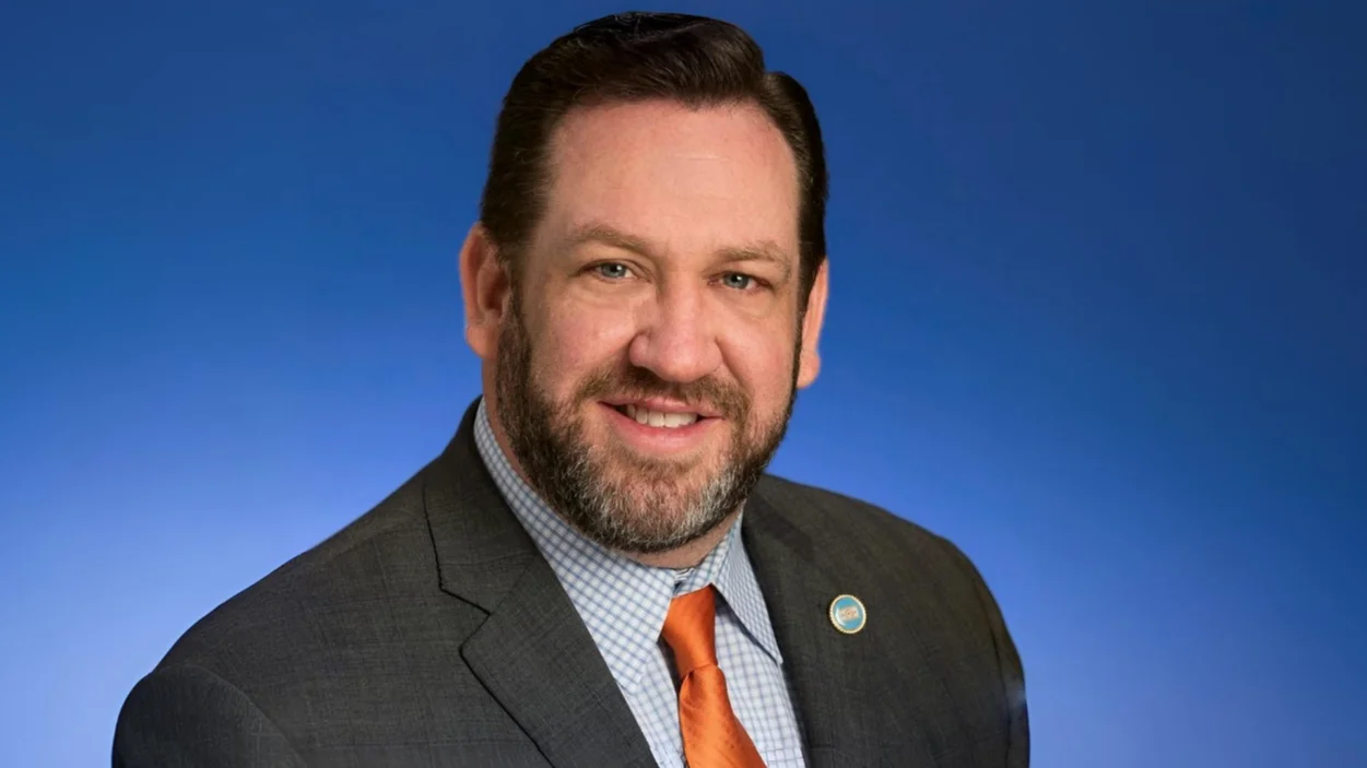 Jeremy Faison comments on Appalachian scenery and criticizes Democratic stance on animal fighting