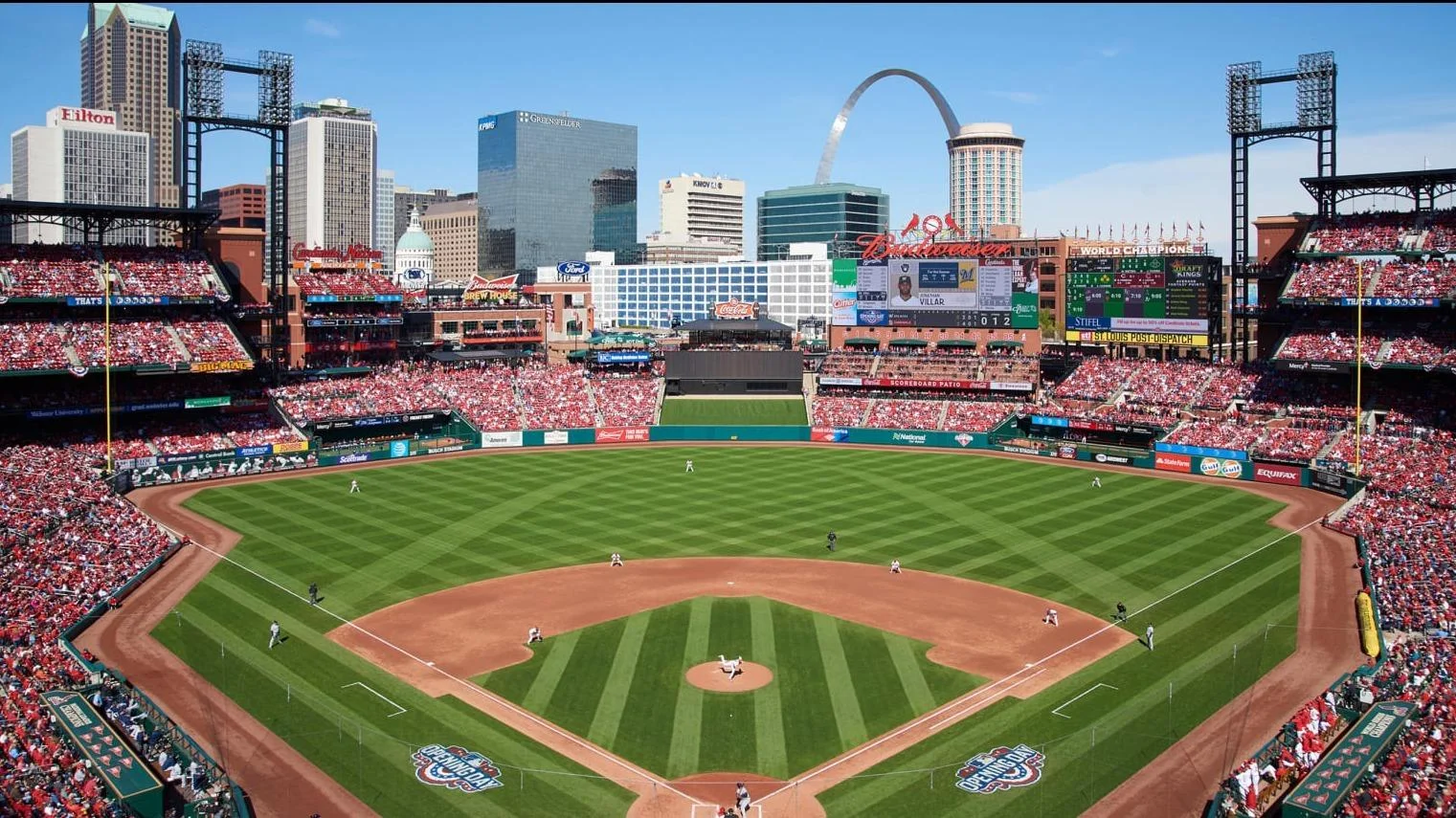 Cardinals begin rebuild aiming for future success at Busch Stadium