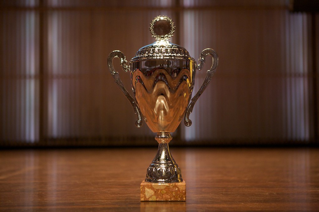 Red & Golden Apple Awards for December 2022 Red & Golden Apple Awards for December 2022