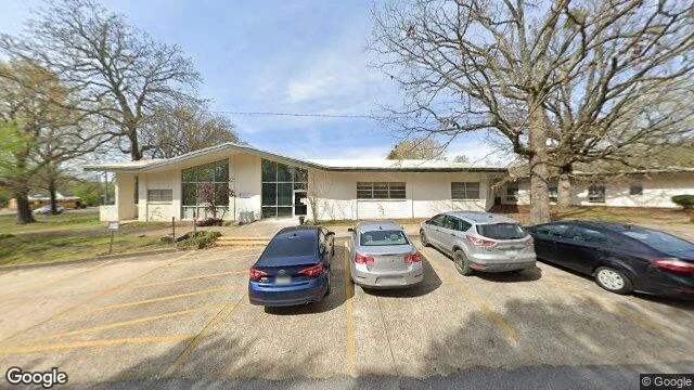 706 Oak Grove Street, Mountain View, AR 72560