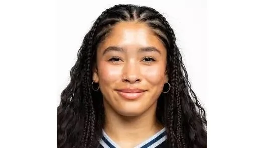 Emma Foster, former Castilleja School standout’s collegiate team plays on Friday, May 16 in the NCAA Division I Softball Championship