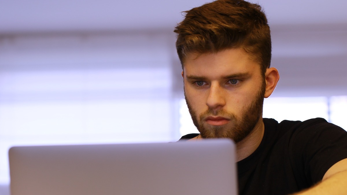 Top Tier Academic Advising Helps Students Stay the Course Top Tier Academic Advising Helps Students Stay the Course