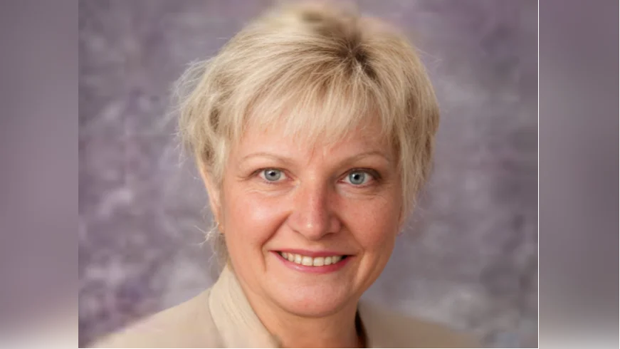 Linda Kmetz Ph.D., RN, Executive Director, UPMC Schools of Nursing - UPMC Jameson School of Nursing Linda Kmetz Ph.D., RN, Executive Director, UPMC Schools of Nursing - UPMC Jameson School of Nursing