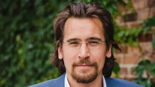 Brad Paquette addresses partisanship and accountability in Michigan House tweets