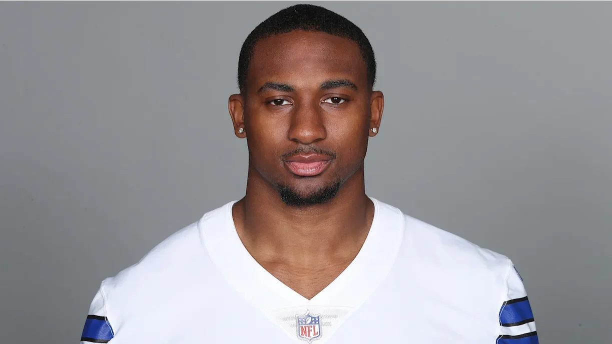 Donovan Ezeiruaku - Donovan Ezeiruaku -