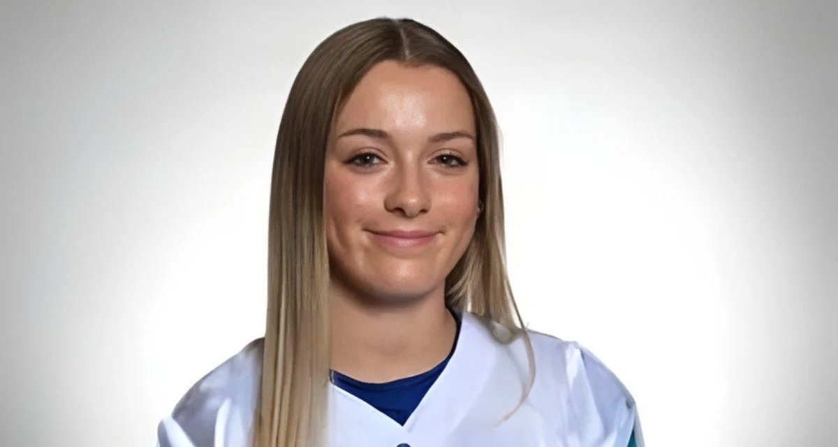 Akayla Barnard , player