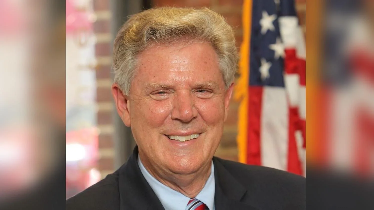 Rep. Frank Pallone addresses healthcare funding and transit issues in recent tweets