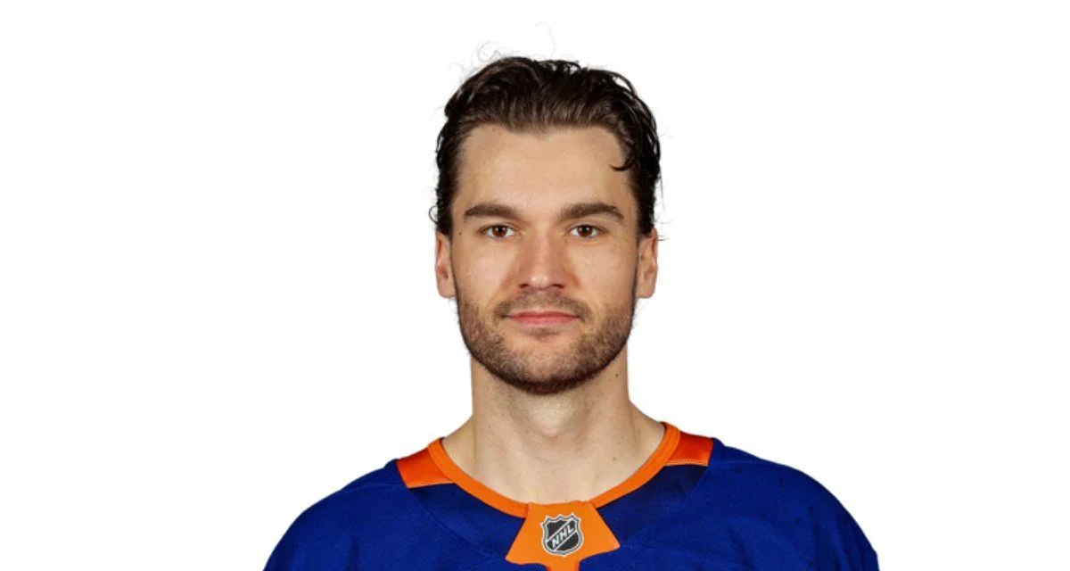 Anders Lee, hockey player