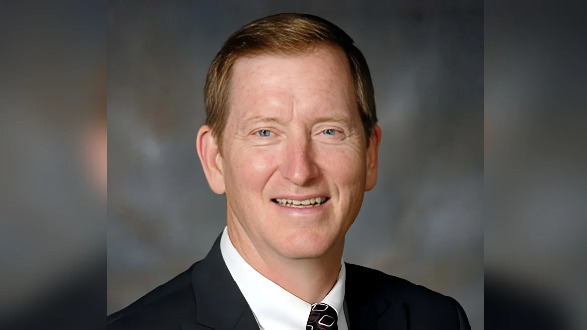 Dr. Daniel Anderson, President Dr. Daniel Anderson, President