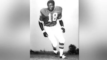 Emmitt Thomas Cornerback