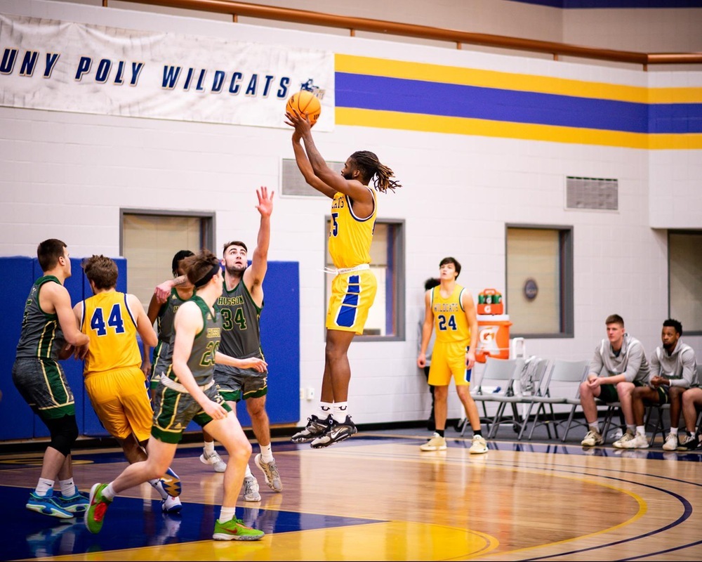 MBB: O’Dell and Toure Lead Wildcats to a 72-61 Win at Cobleskill.
