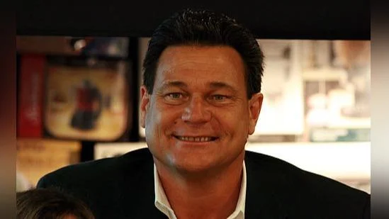 Dan Hampton Defensive tackle - Wikipedia Dan Hampton Defensive tackle - Wikipedia