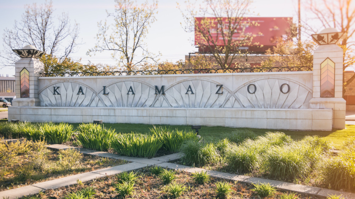 Kzoo Parks invites residents to free scavenger hunt
