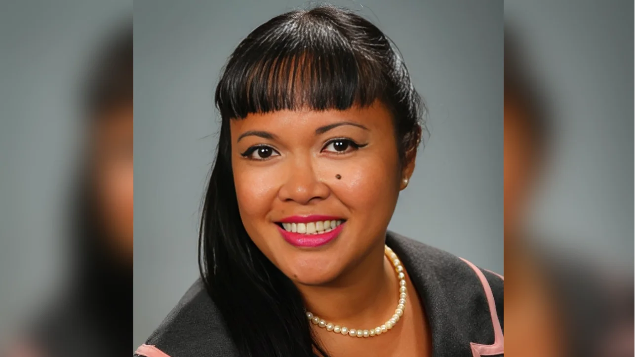 Lynn Astorga Director of Student Recruitment and Adjunct Faculty - Edward J. Bloustein School of Planning and Public Policy Lynn Astorga Director of Student Recruitment and Adjunct Faculty - Edward J. Bloustein School of Planning and Public Policy