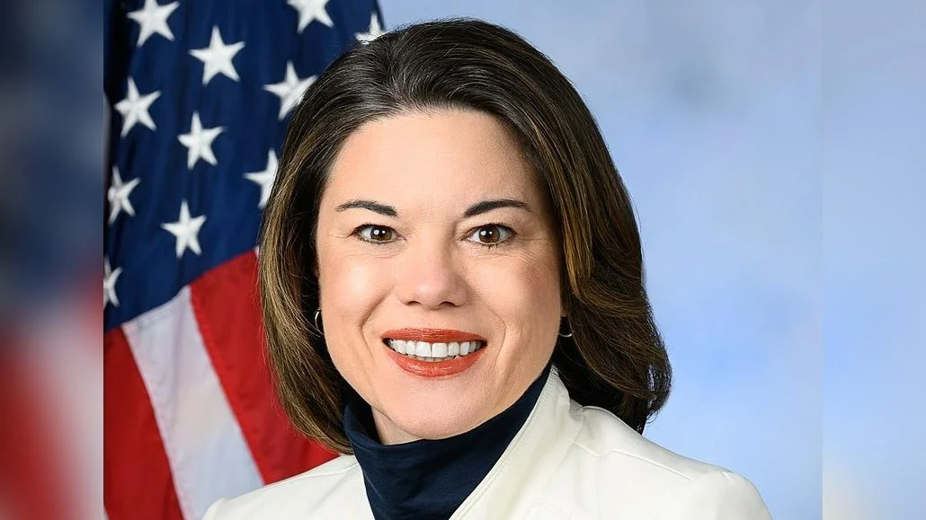 angie craig addresses iranian nuclear threat and supports minnesota businesses
