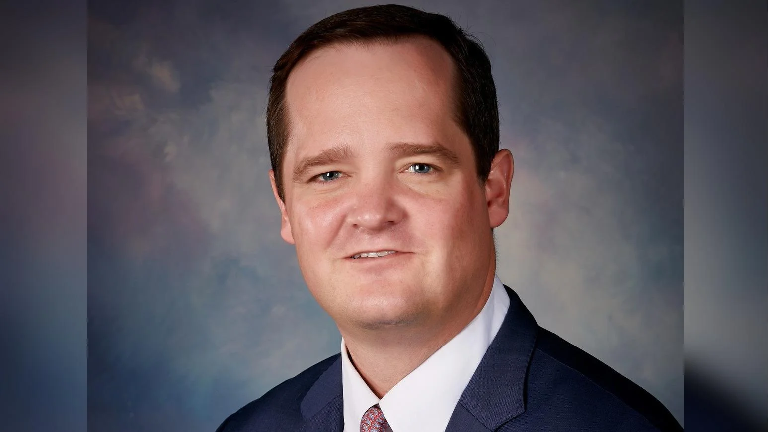 Sibbett receives Employee of the Month award at Wilson Medical Center