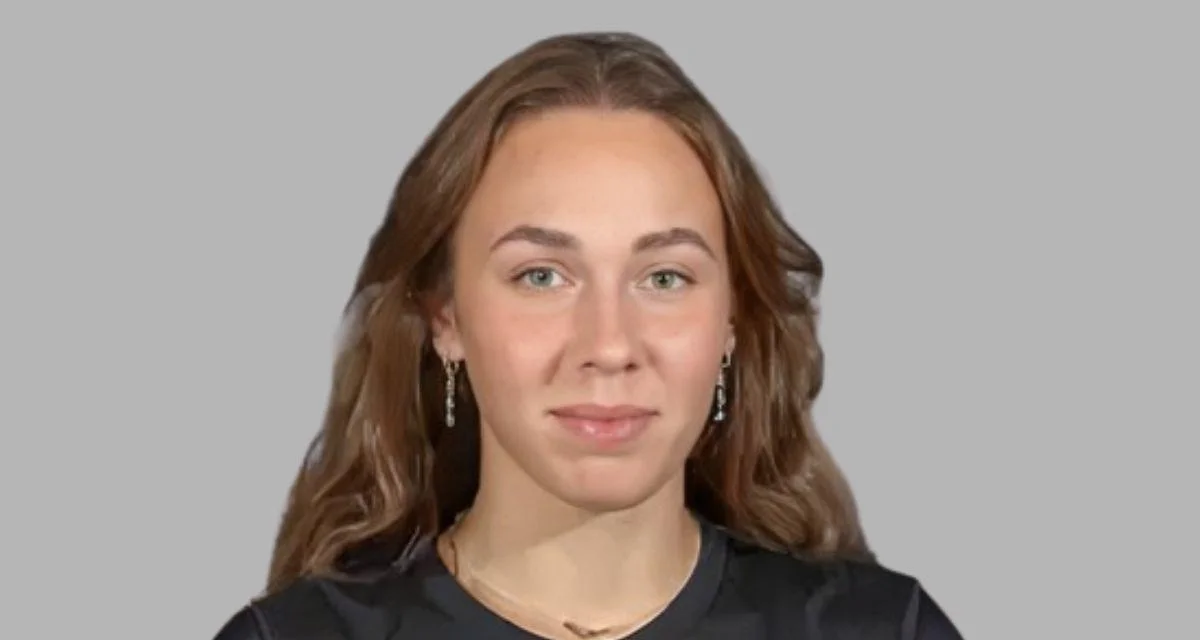 Grete Gull, Women's Tennis Player at University of Hawai'i at Manoa Grete Gull, Women's Tennis Player at University of Hawai'i at Manoa