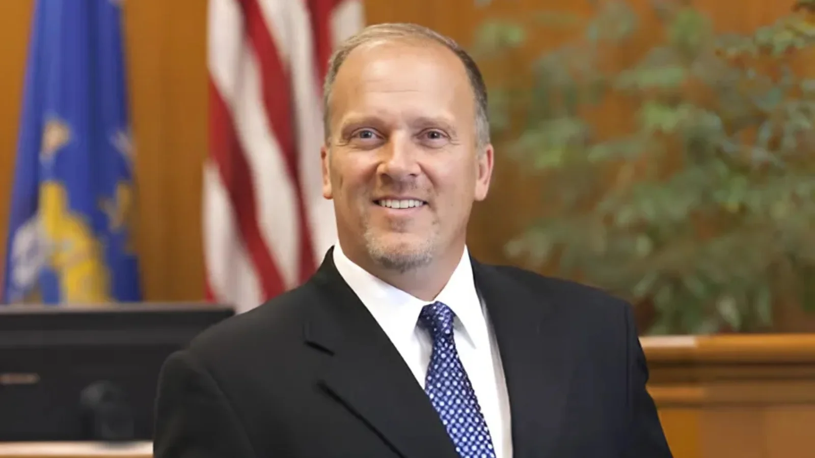 Kenosha resident: Electing Brad Schimel will ‘help prevent us from becoming a total basket case like Illinois’