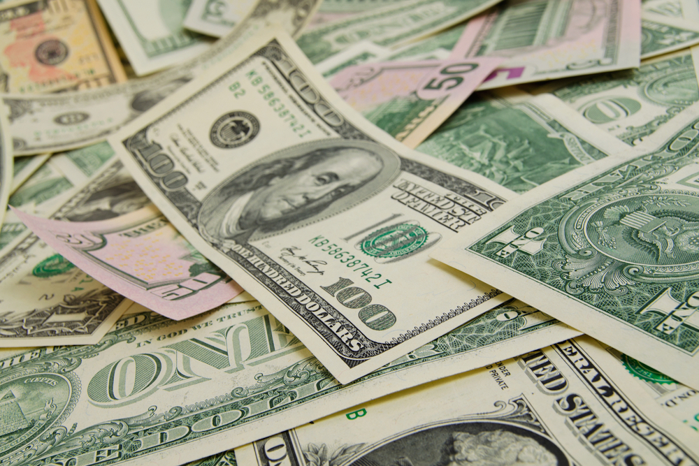 Best station to purchase premium gas near zip code 70130