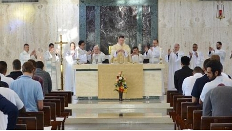 Father Miguel Perez is leaving St. Matthew Catholic Church in El Paso, Texas for a new assignment.