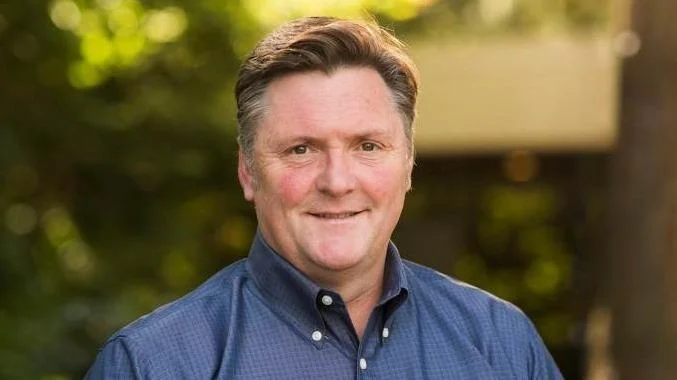Wayne Newton Senior Vice President, Airport Operations and Customer Service Wayne Newton Senior Vice President, Airport Operations and Customer Service