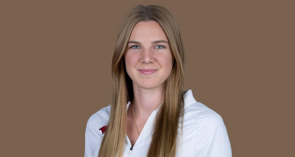 Heidi Hudson sets personal best as Razorbacks secure multiple podium finishes