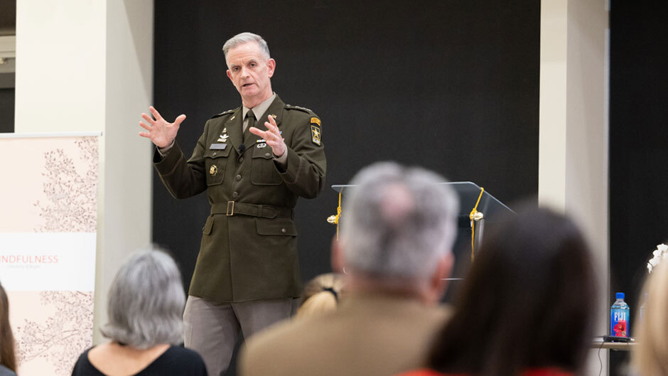 University, military collaboration promotes ‘push-ups for the mind’ University, military collaboration promotes ‘push-ups for the mind’