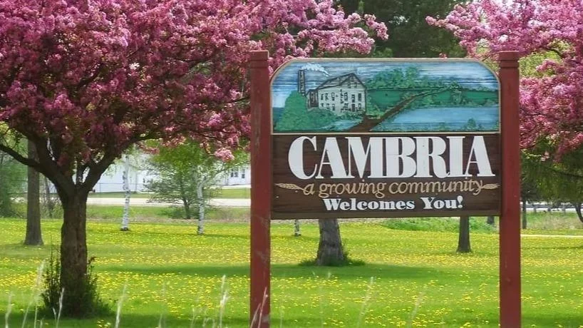 Cambria welcome sign